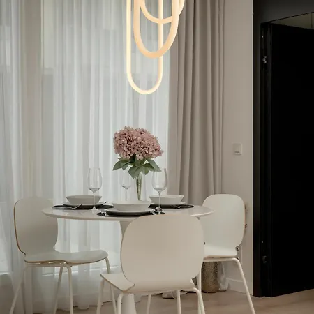 Apartament Z Ogrodkiem Zielona Okolica By Renters * Wrocław