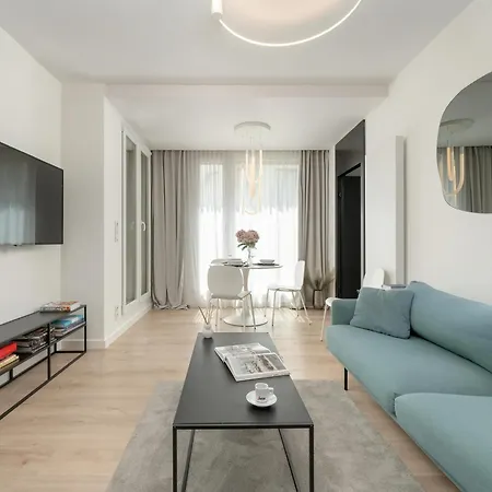 Apartament Z Ogrodkiem Zielona Okolica By Renters Appartement