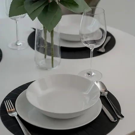 Apartament Z Ogrodkiem Zielona Okolica By Renters Wrocław