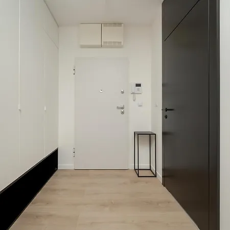 Appartement Apartament Z Ogrodkiem Zielona Okolica By Renters Wrocław